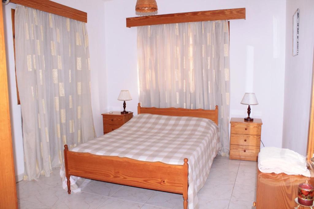 Ampelokipi Holiday Apartments Pissouri Oda fotoğraf